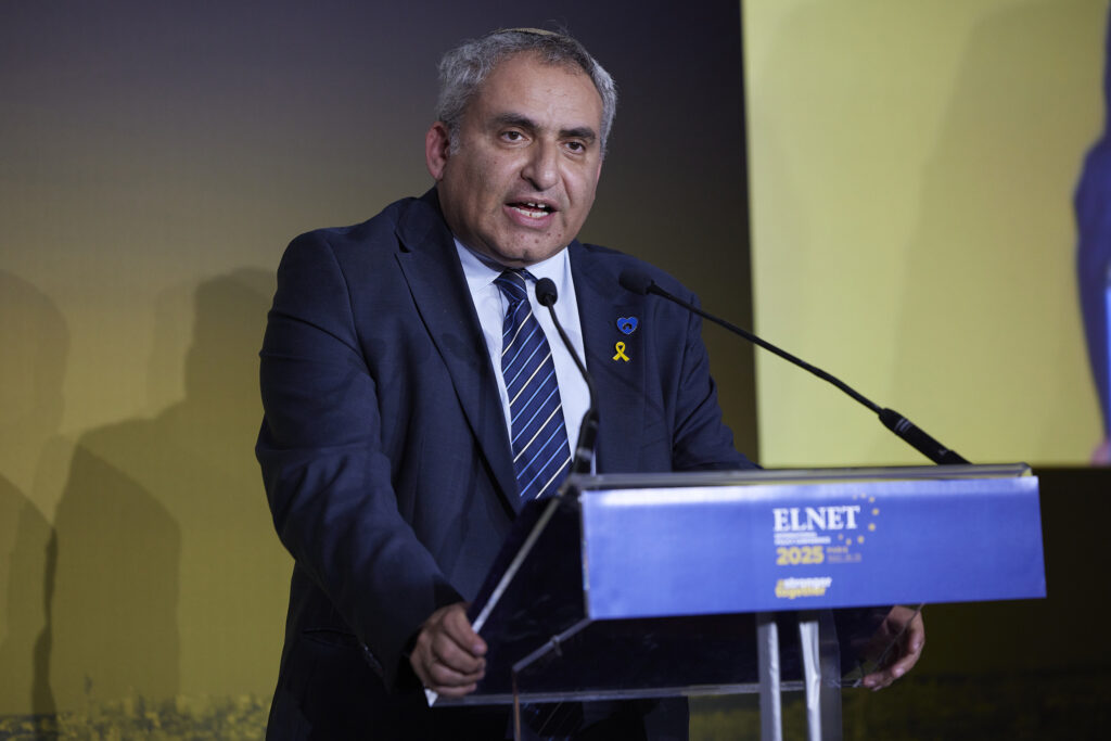 Knesset members in Paris